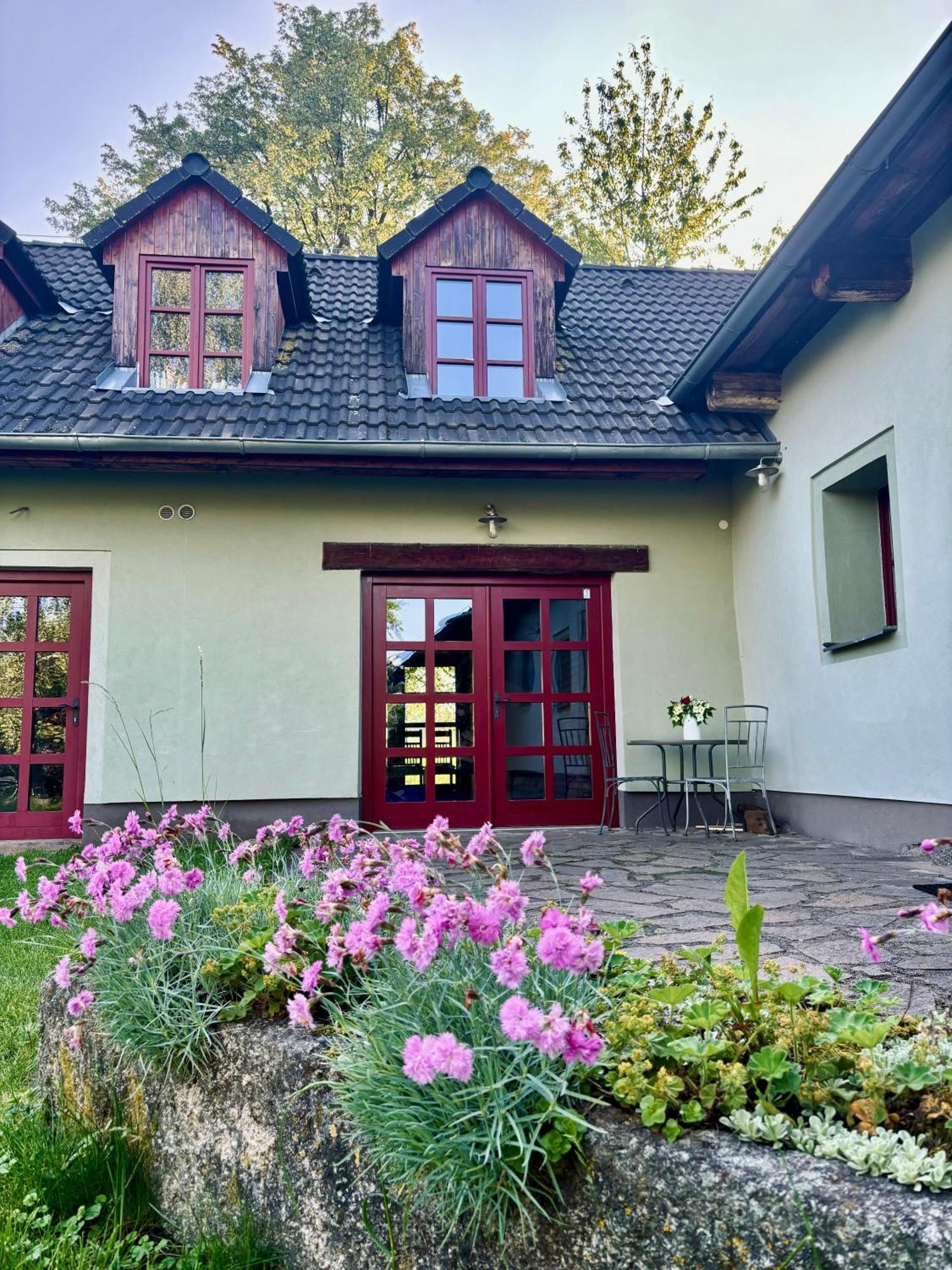 Nadejkov Apartmany Penzion Katerina מראה חיצוני תמונה